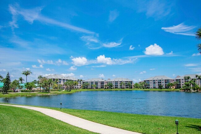 Building Photo - 353 S US Hwy 1