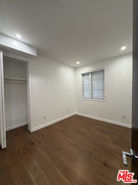 Building Photo - 1009 Palms Blvd