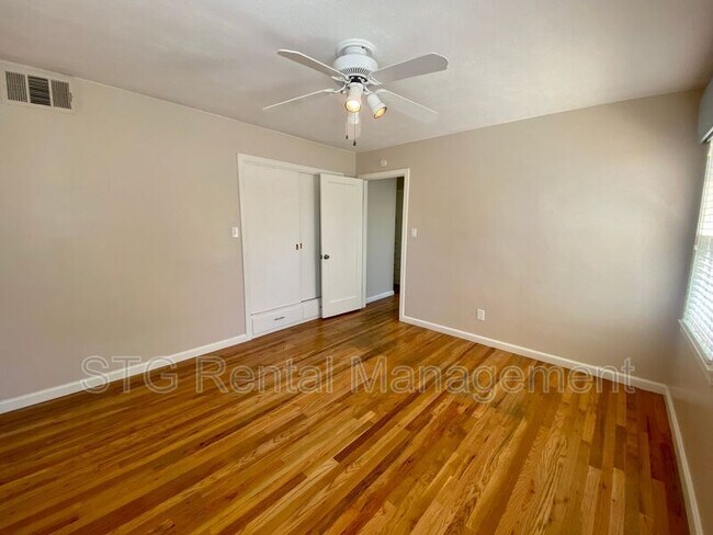 Building Photo - 68 S 400 E