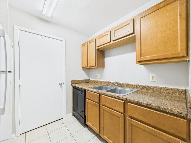 Building Photo - 12642 Ashford Meadow Dr