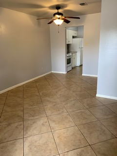 Building Photo - 326 Briarwood Dr