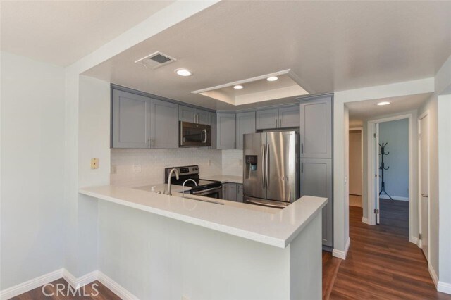 Building Photo - 391 Stanford