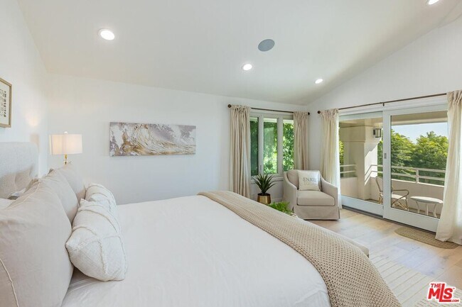 Building Photo - 6358 Ramirez Mesa Dr