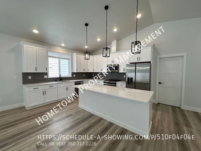 Building Photo - 2629 43rd Ln SE
