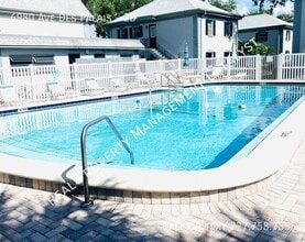 Building Photo - 6980 Avenue Des Palais