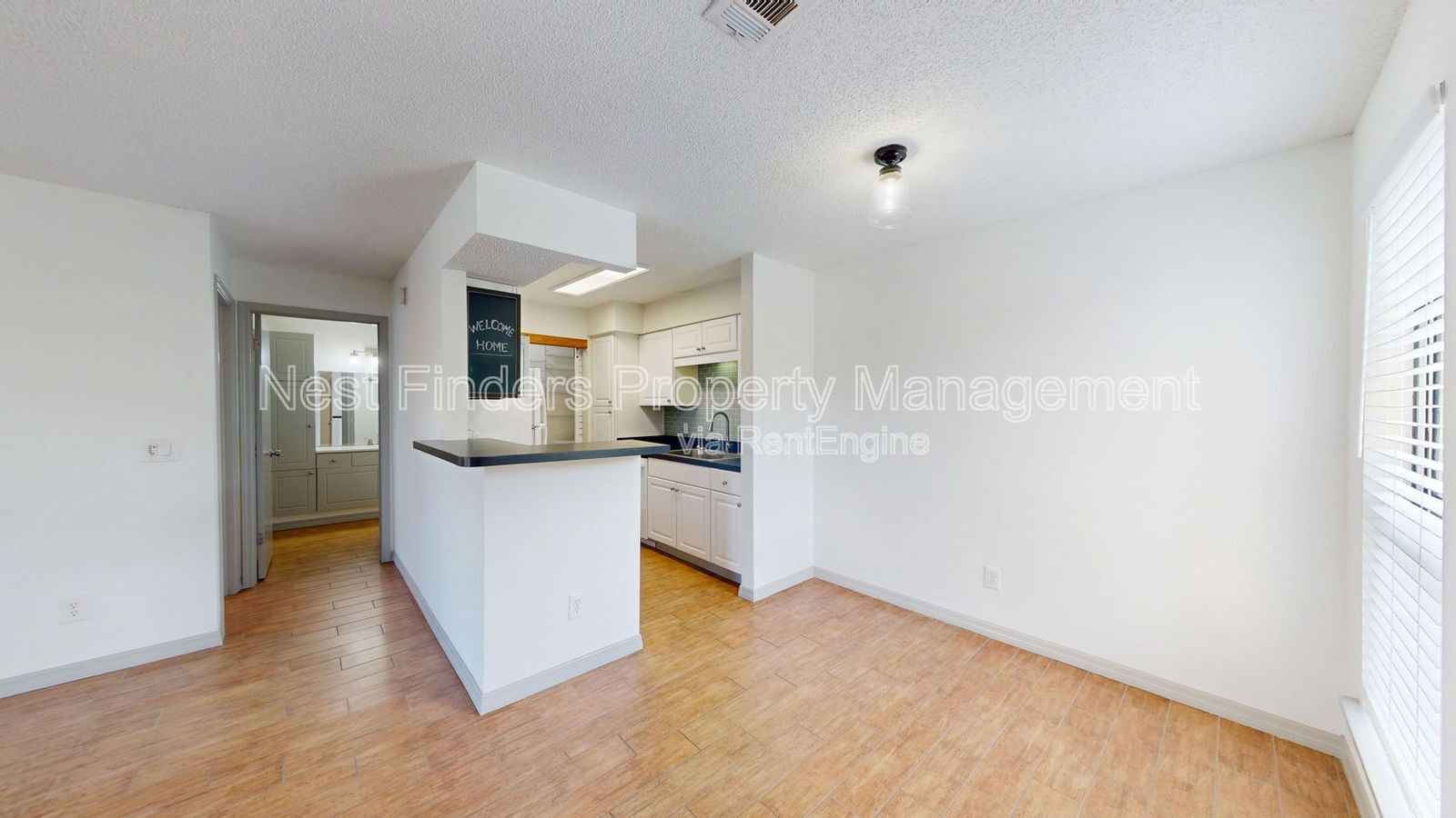 Building Photo - 10200 Belle Rive Blvd