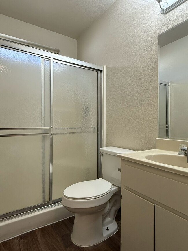 Building Photo - 45w26th