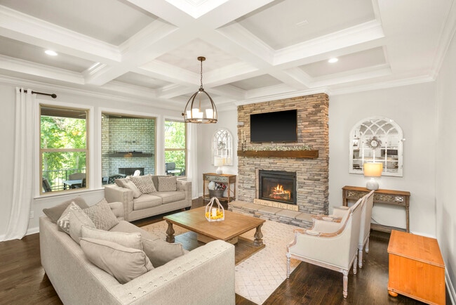 Building Photo - 2024 Albatross Way