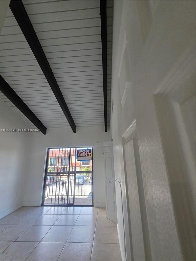 Building Photo - 1811 SW 107th Ave