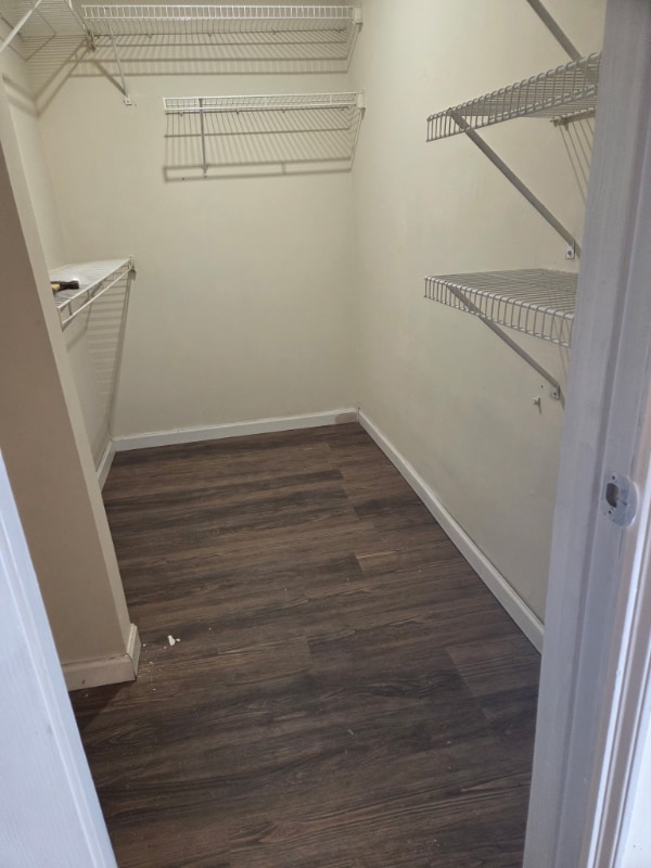 Building Photo - 1165 Greens Rd