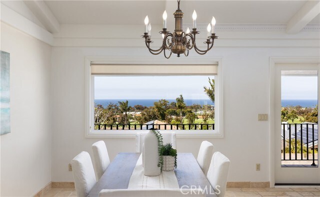 Building Photo - 318 Avenida Costanso