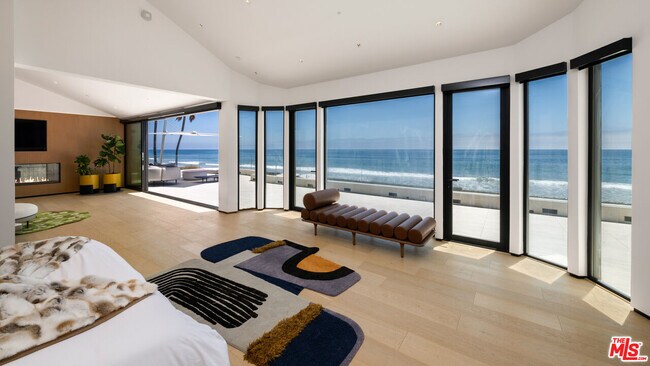 Building Photo - 31100 Broad Beach Rd