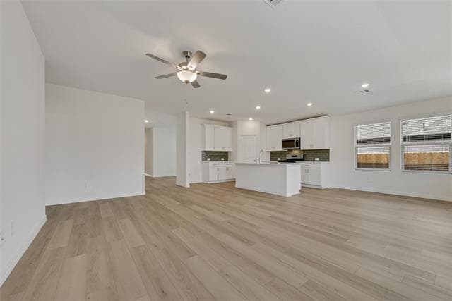 Building Photo - 6624 Vly Lk Ln