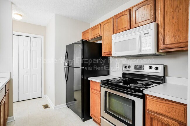 Building Photo - 317 Cross Hill Ln