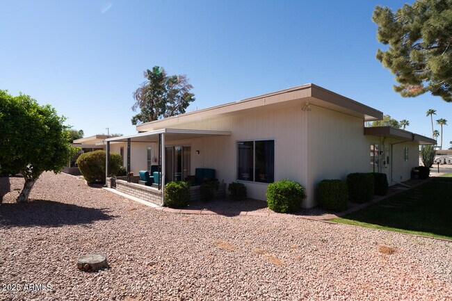 Building Photo - 17453 N 106th Ave