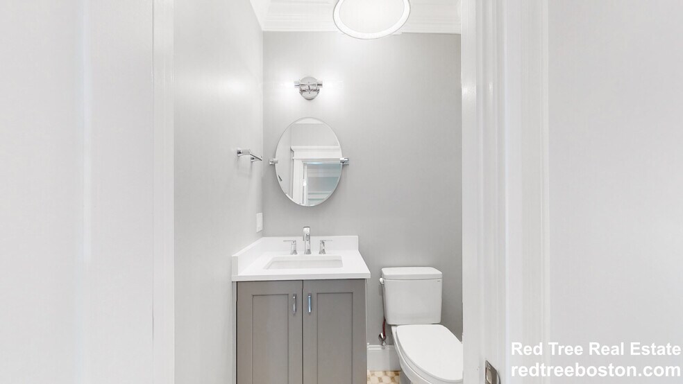 Building Photo - 101 Sumner Rd