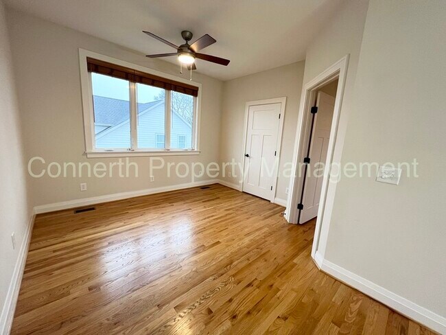 Building Photo - 1615 Porter Ave