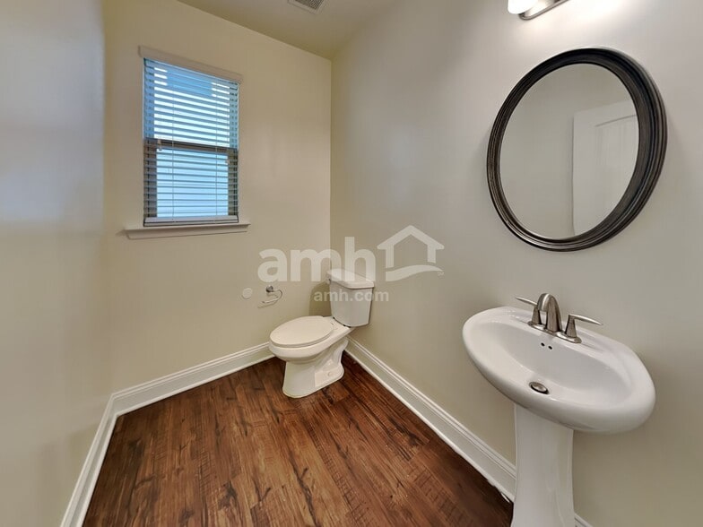 Building Photo - 1337 Weatherbrook Cir