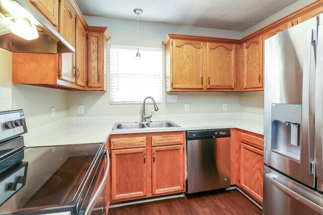 Building Photo - 1069 Park Meadow Dr