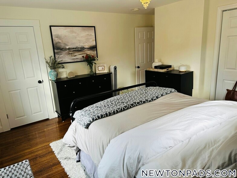 Building Photo - 46 Brooks Ave