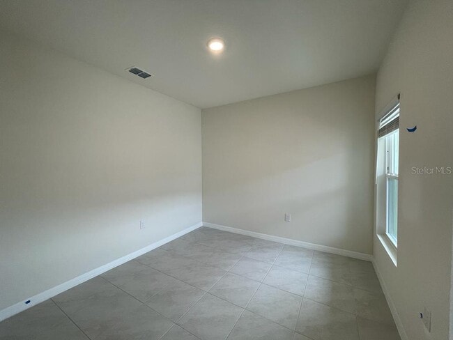 Building Photo - 2730 Sunkissed Dr