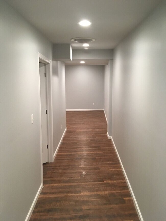 Building Photo - Oversized 3BR/3BA Luxury Home in Wooster S...
