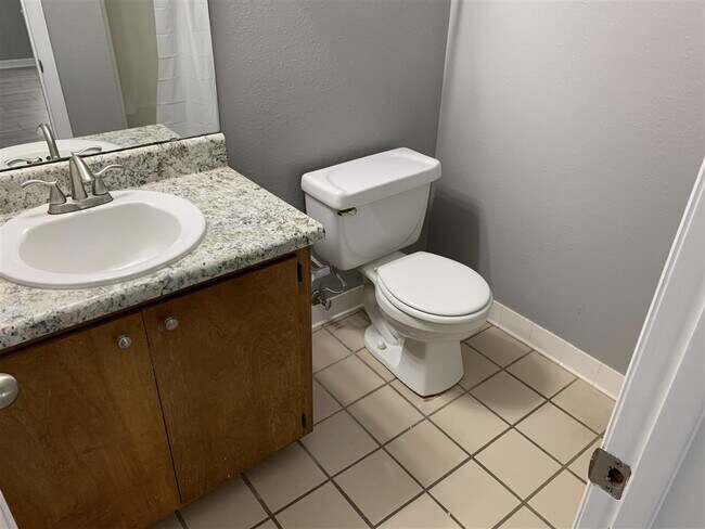 Building Photo - 2311 Garland Ct