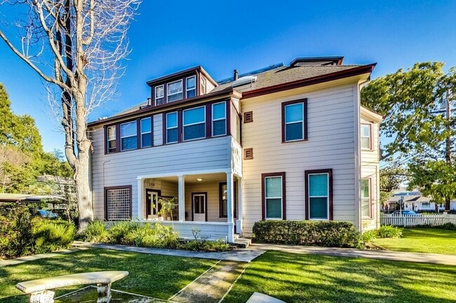 Building Photo - 159 Emerson St