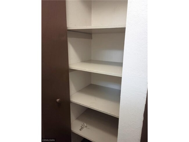 Building Photo - 539 S Wasson Ln