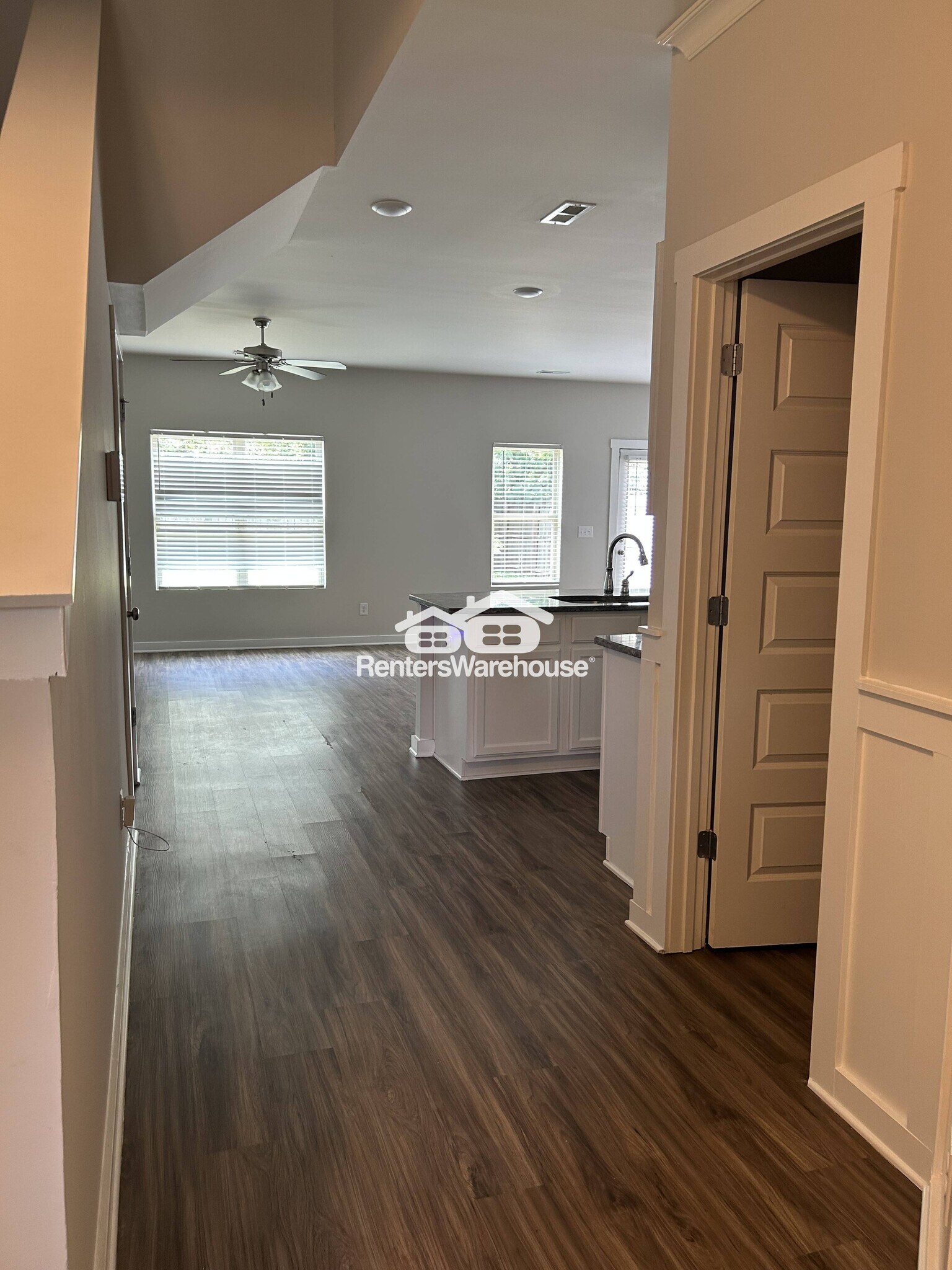 Building Photo - 3530 Misty Hollow Dr