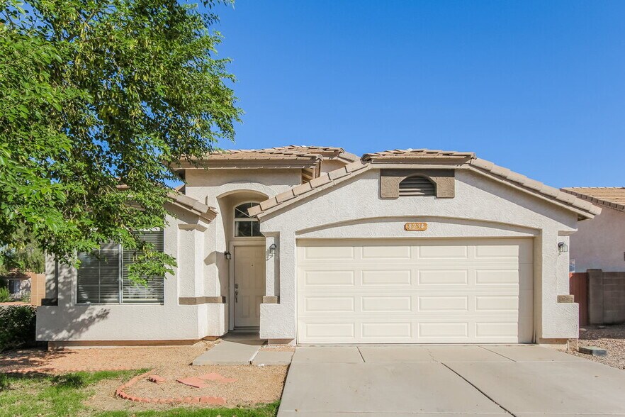 Primary Photo - 8234 W Pima St