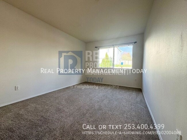 Building Photo - 2702 Meyer St