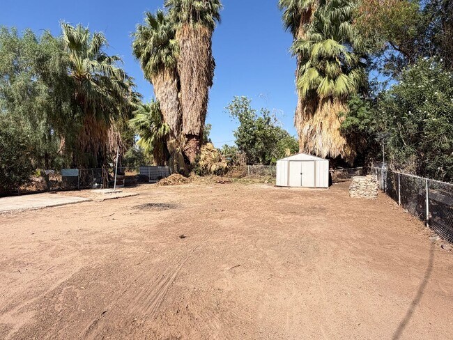 Building Photo - 315 S Magnolia Ave
