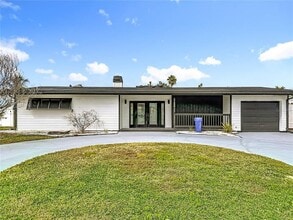 Building Photo - 7907 1st Ave S