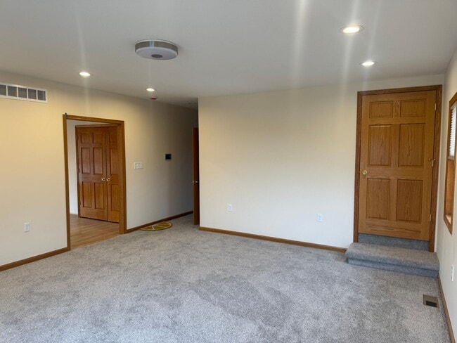 Building Photo - 15805 US-71