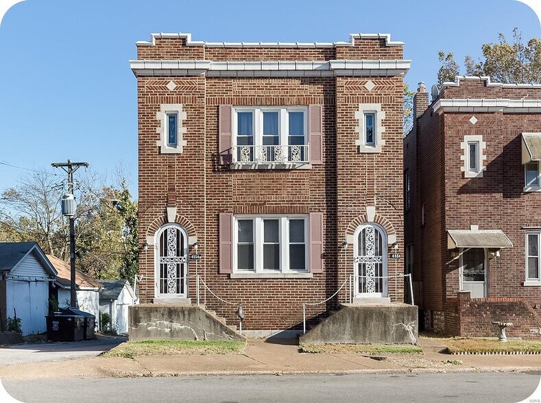 Building Photo - 4554 Morganford Rd