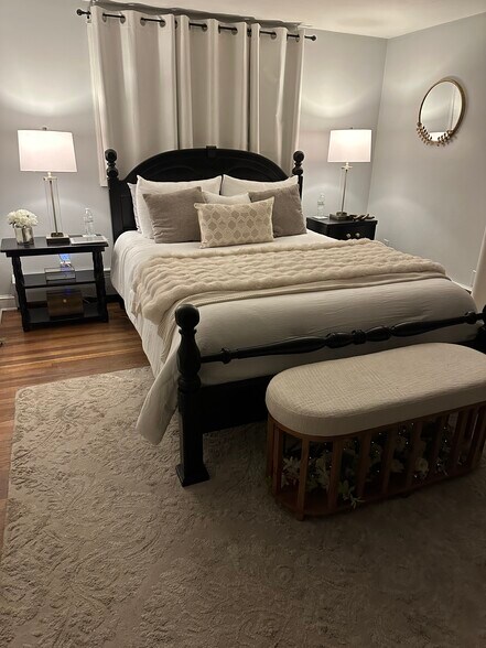 Building Photo - 161 N Main St