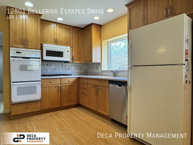 Building Photo - 12801 Bellerive Estates Dr
