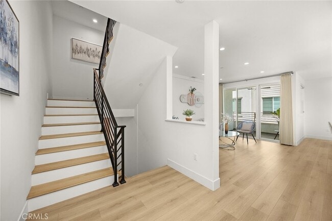 Building Photo - 137 St Francis St