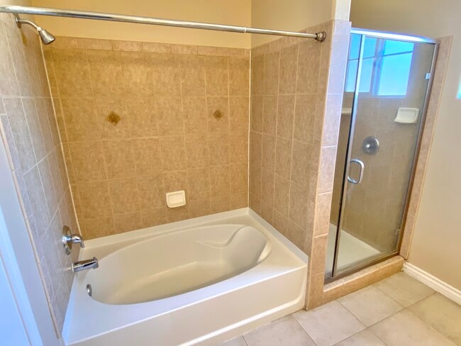 Building Photo - 15917 Sierra Vista Ct