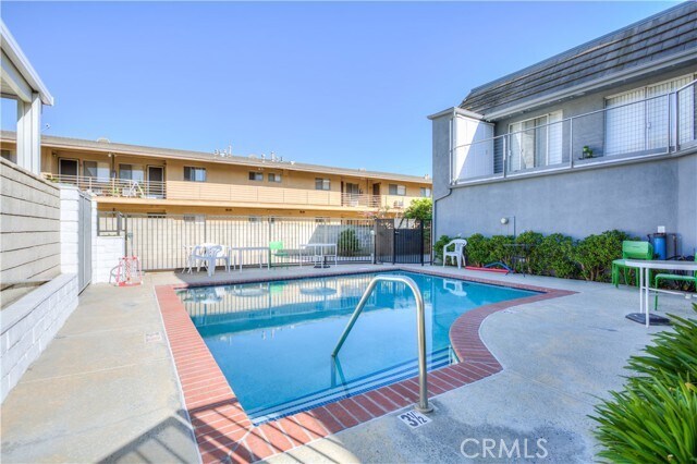 Building Photo - 850 Arcadia Ave