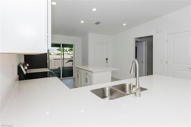 Building Photo - 5410 Double Eagle Cir