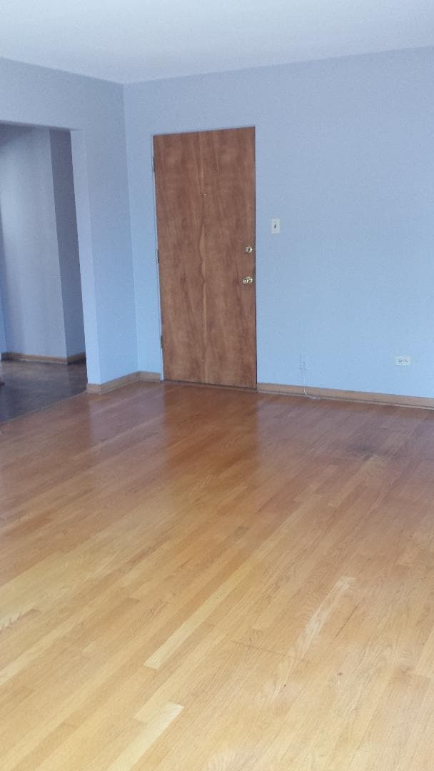 Living RM. - 1315 E 31st St