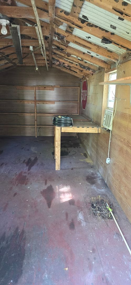 Building Photo - 1 Bed 1 Bath camper