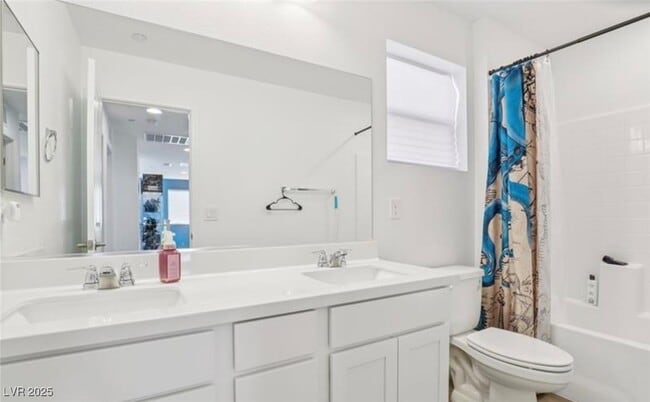 Building Photo - 10396 Thurso Ave