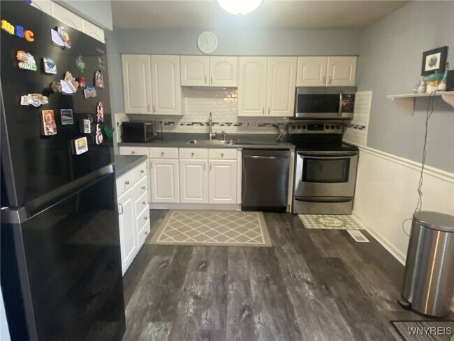 Building Photo - 36 Altair Dr