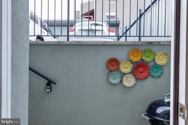 Building Photo - 3465 14th St NW