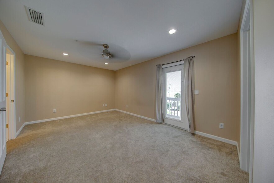 Building Photo - 2502 US-98