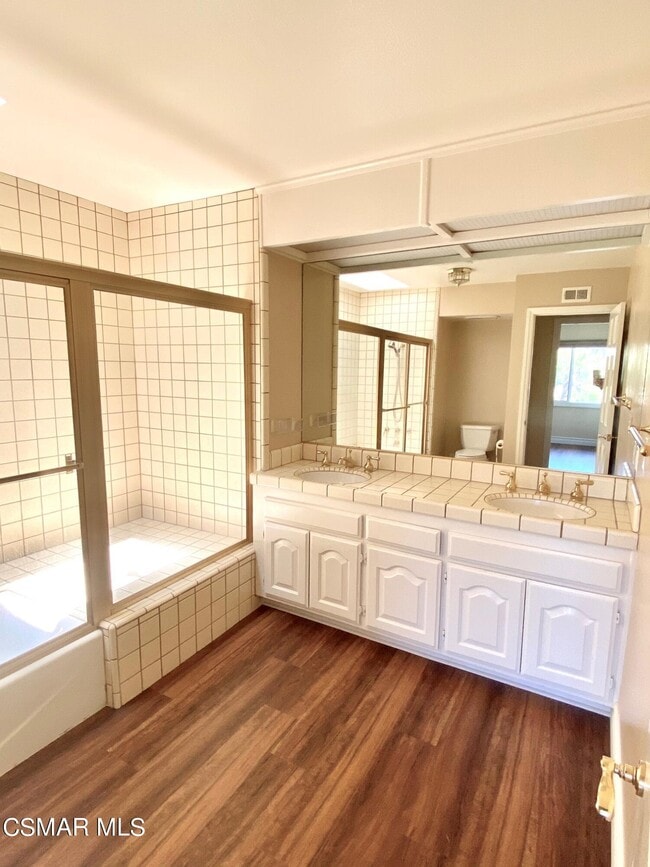 Building Photo - 4555 Tam O Shanter Dr