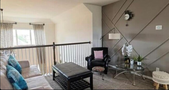 Building Photo - 26507 Grey Sparrow Dr